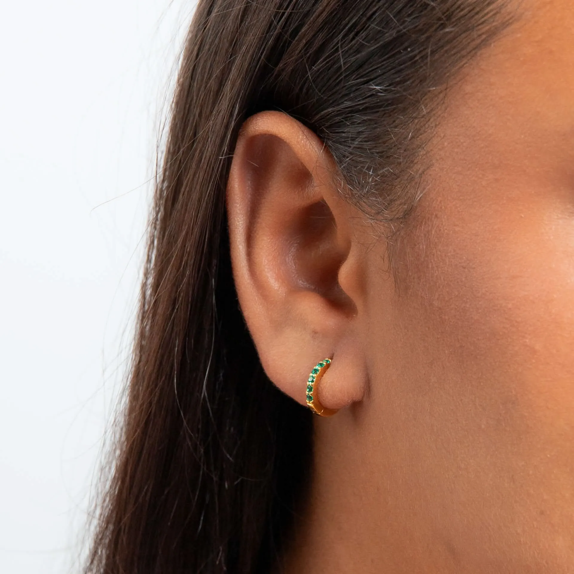 Boucles d'oreilles en argent sterling vert avec cristaux nano verts E6465G - Débuts de la bijouterie