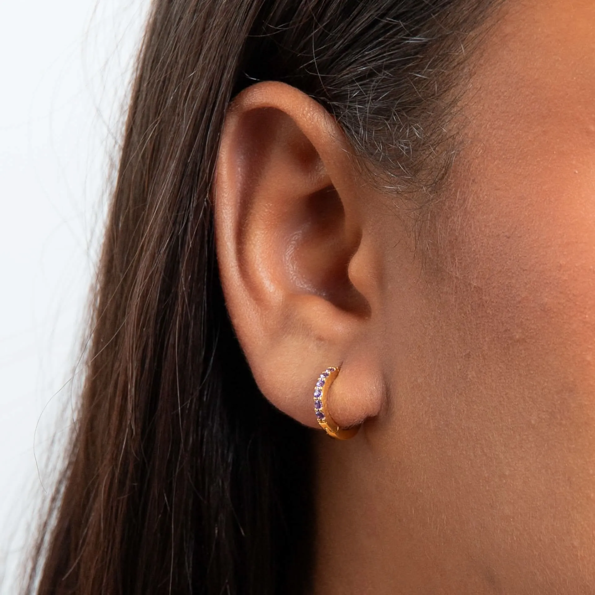 Boucles d'oreilles en argent sterling avec zirconium cubique violet et améthyste E6466M - Bijoux Beginnings