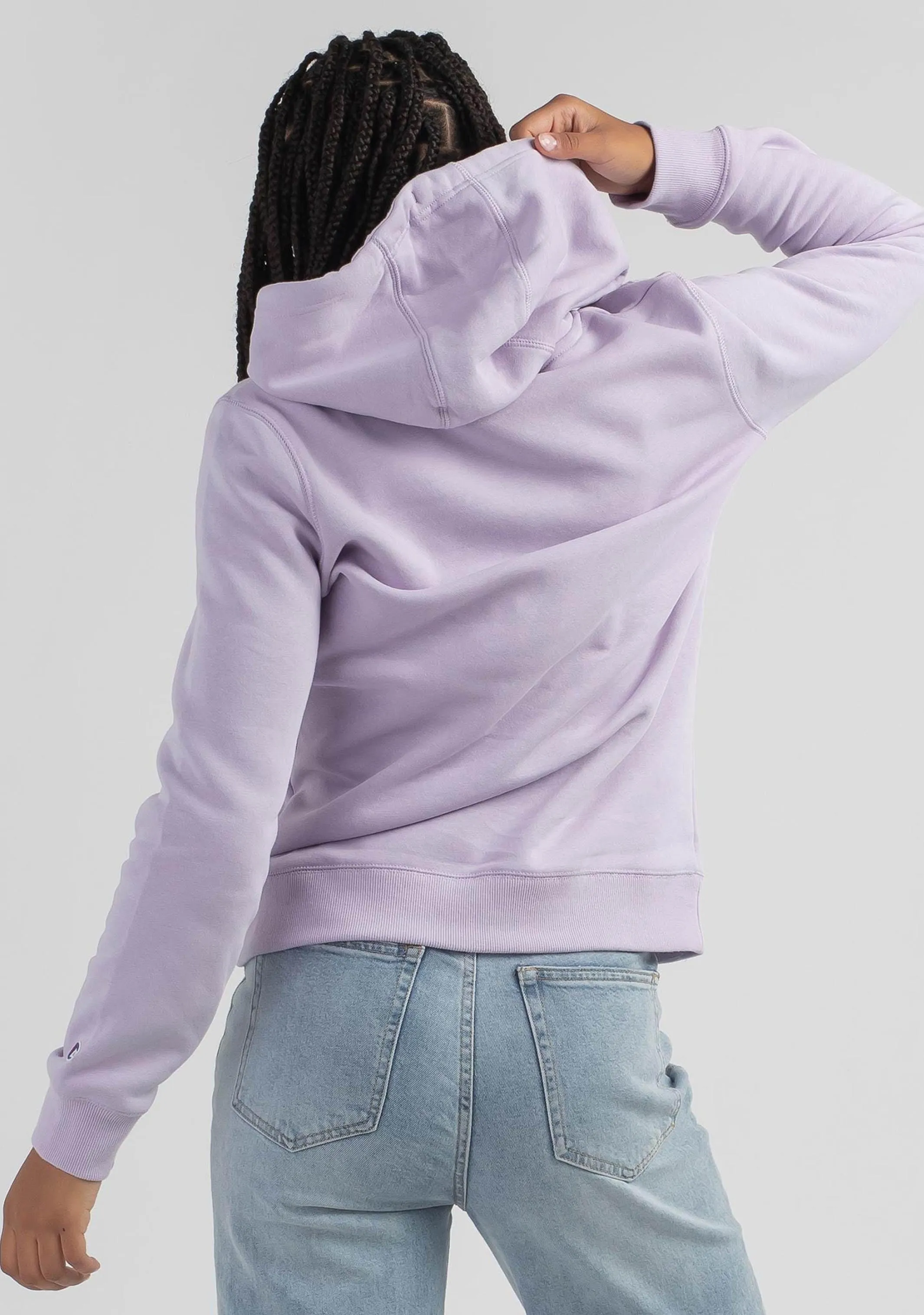 Champion Women’s Script Logo Hoodie Lilac