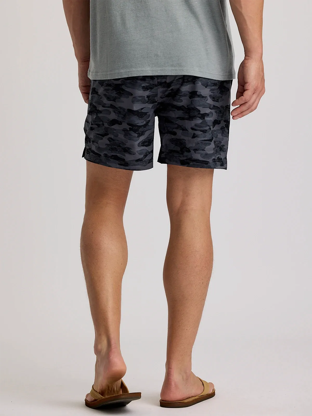 Free Fly Lined Active Breeze 5.5" Shorts-Seasmoke Camo Black