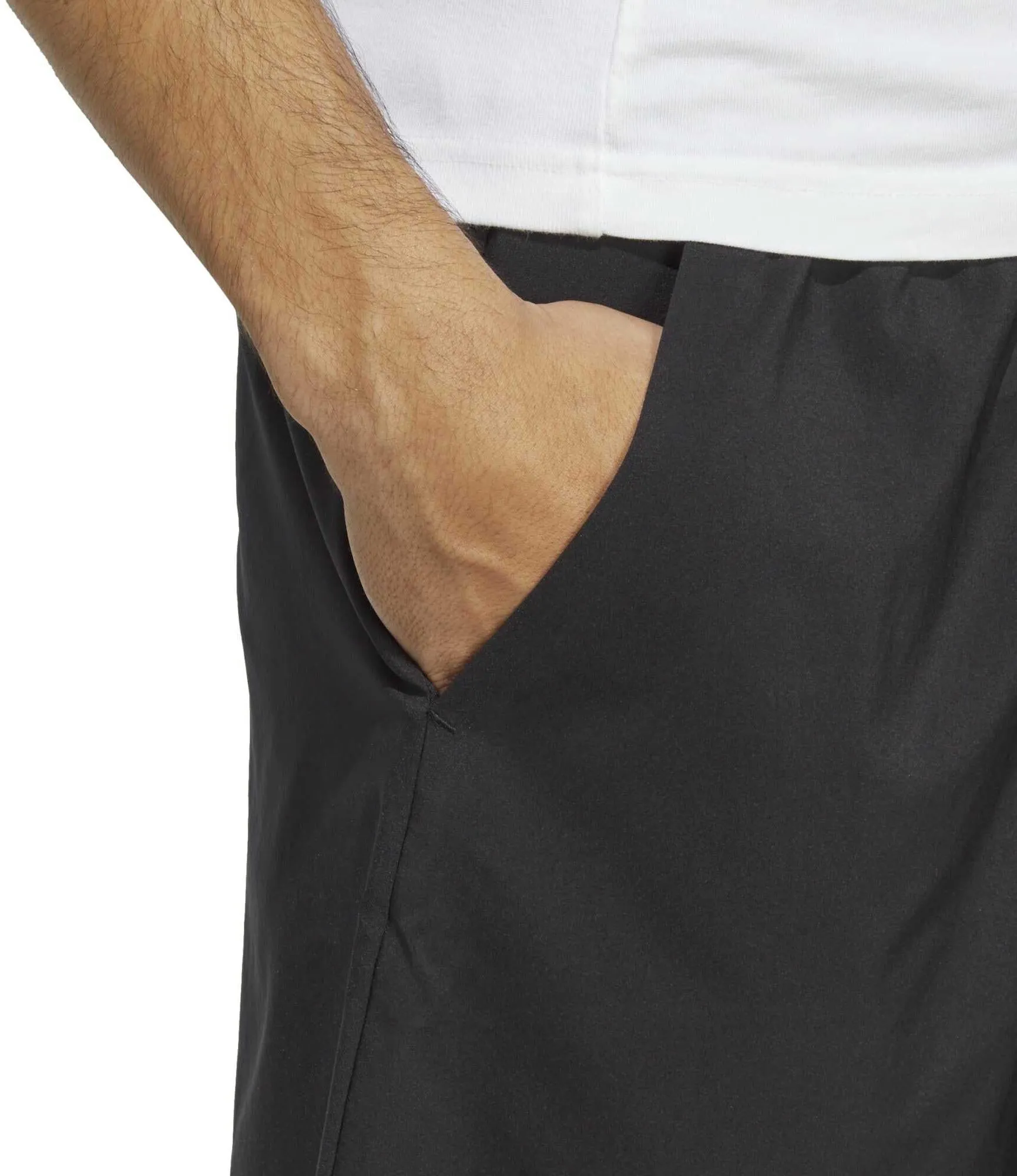 Men's AEROREADY Essentials Chelsea Linear Logo Shorts