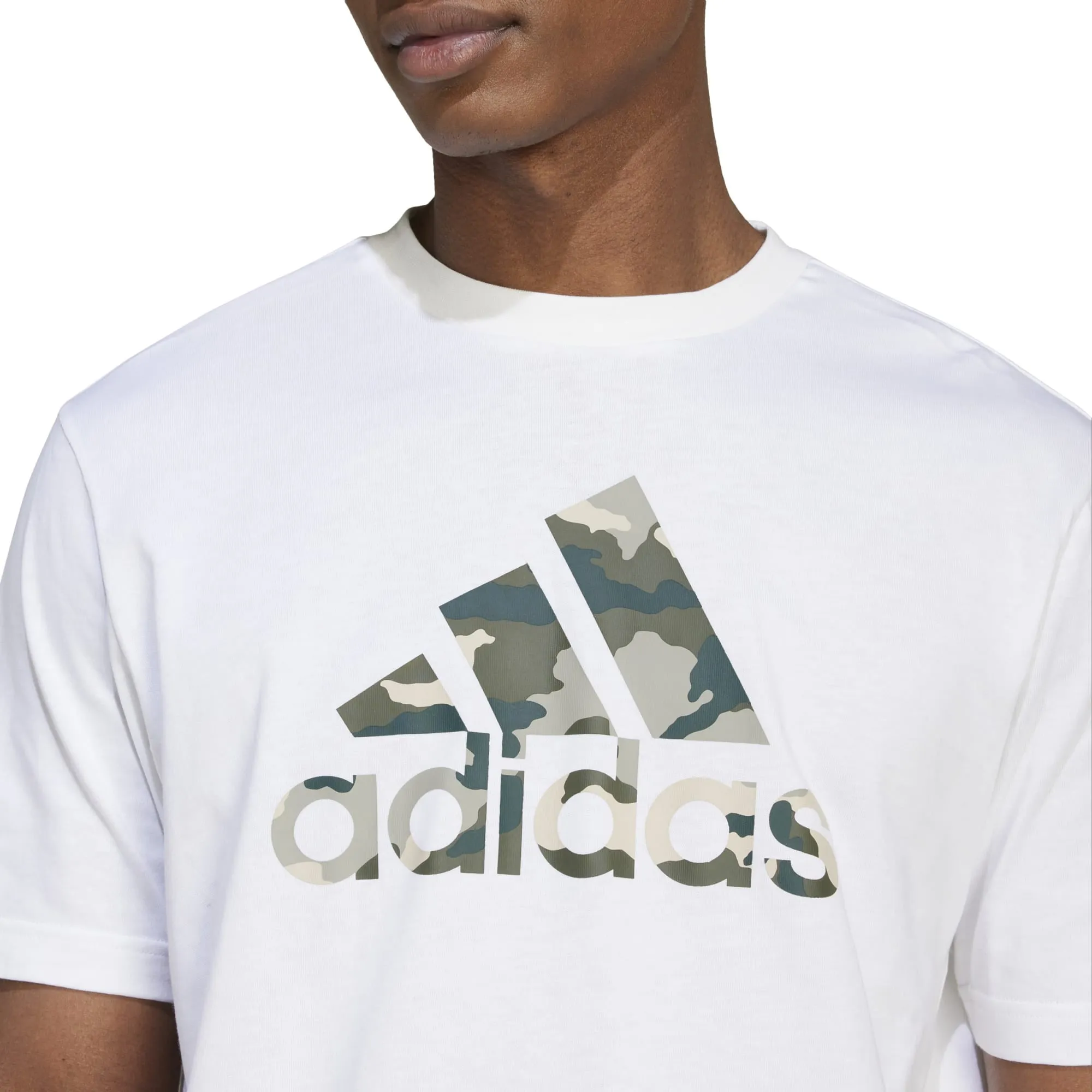 Men's Camo Badge of Sport Graphic T-Shirt