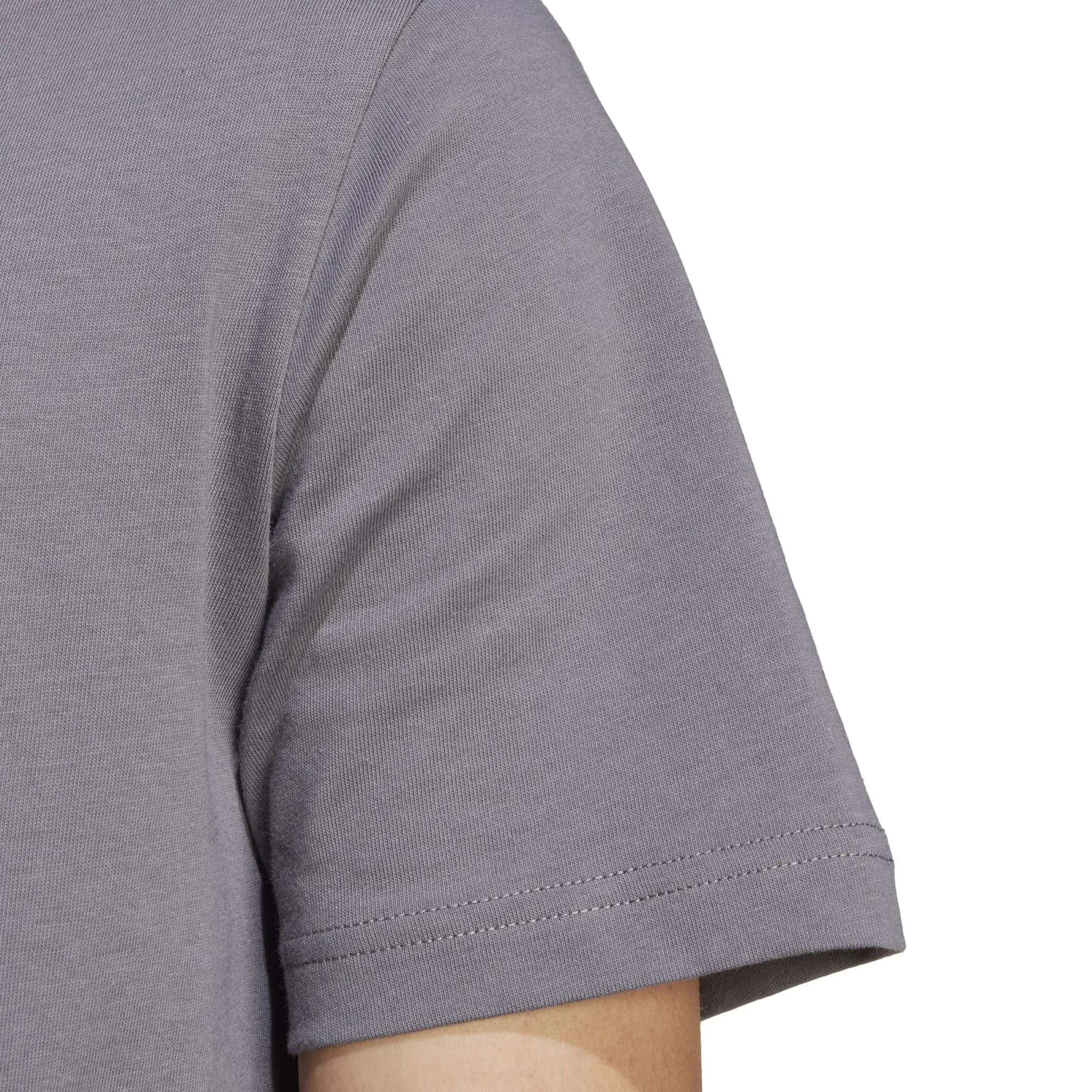 Men's Camo Badge of Sport Graphic T-Shirt