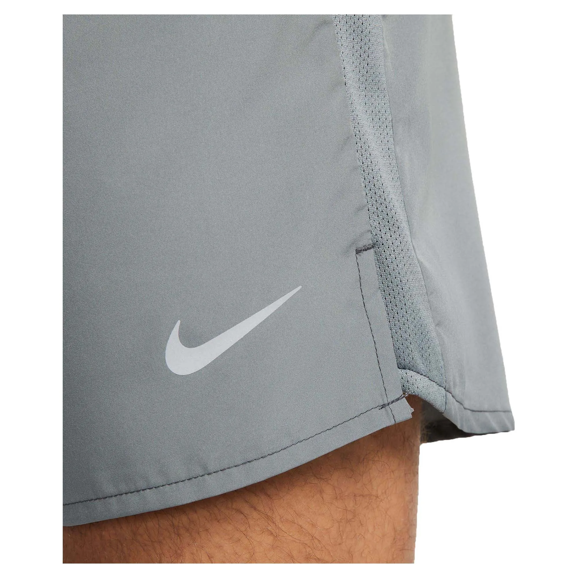 Men's Challenger Dri-Fit 7 Inch Unlined Running Shorts