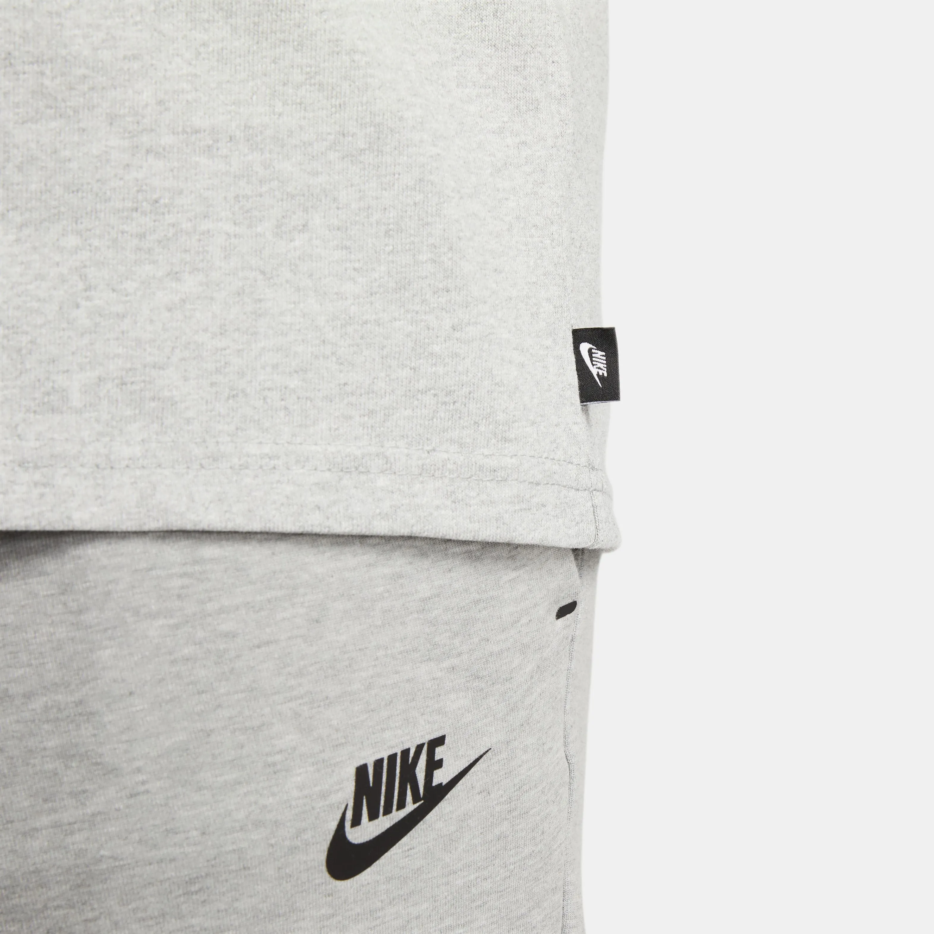 Men's Sportswear Premium Essentials T-Shirt