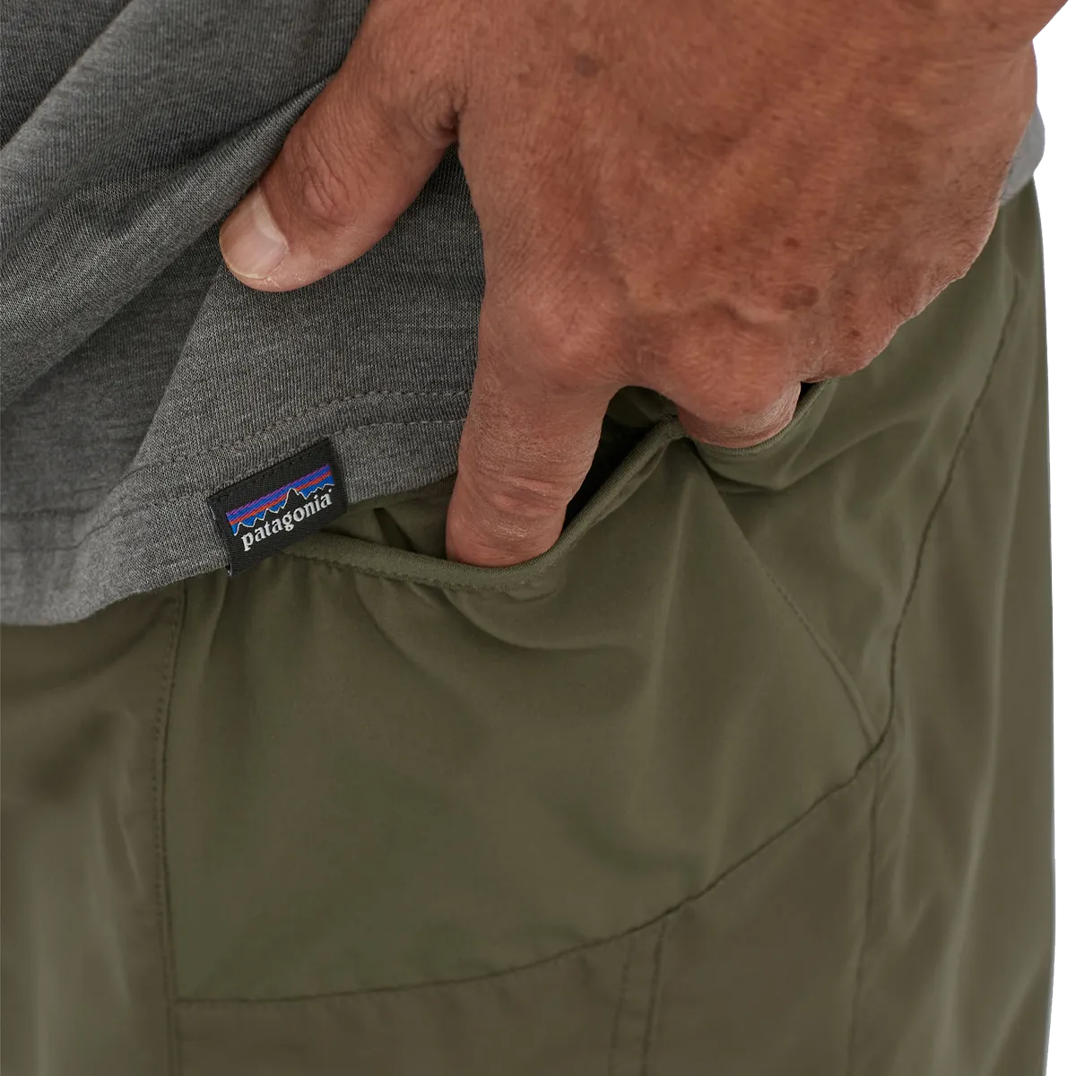 Men's Strider 7" Short