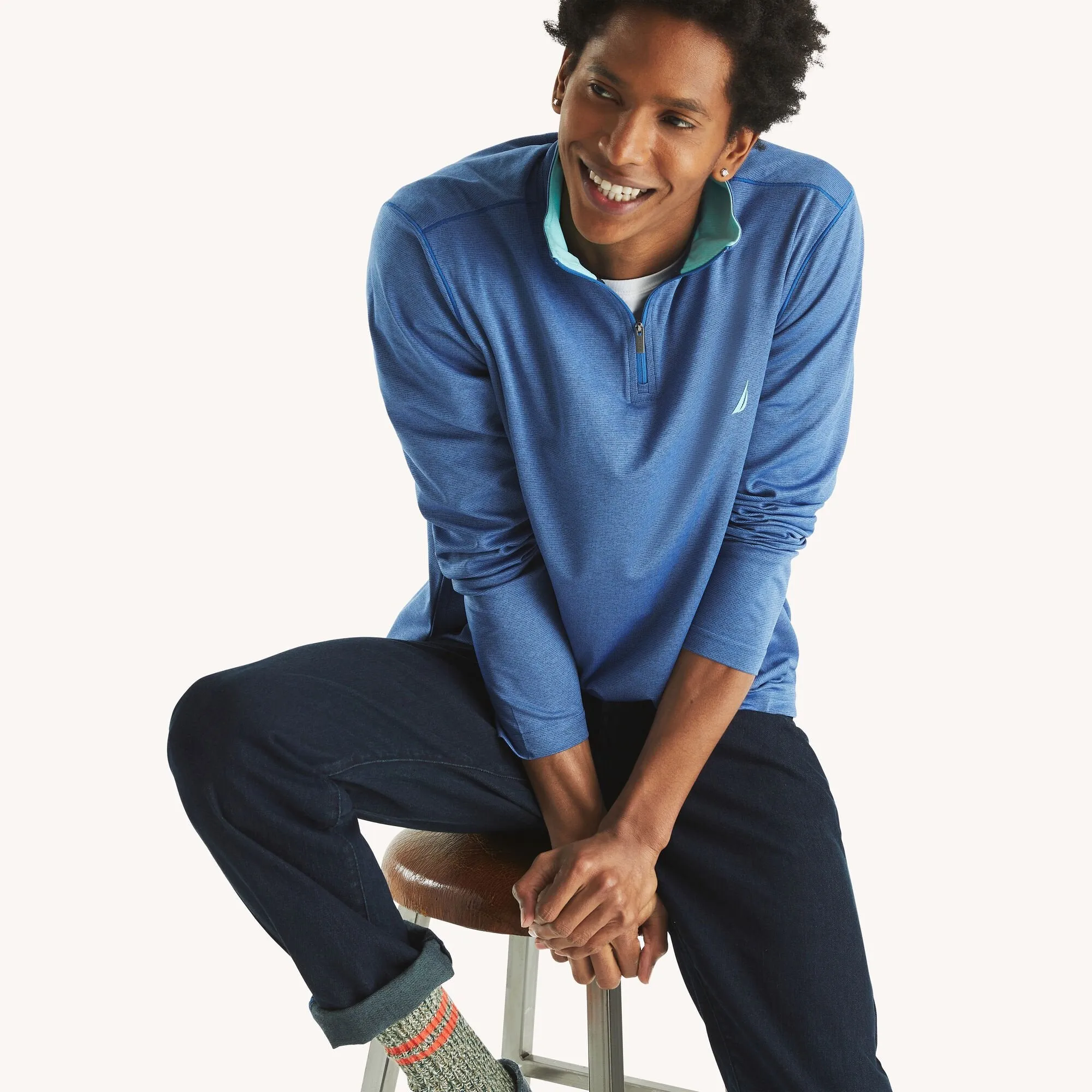 Nautica Mens Textured Interlock Quarter-Zip Sweatshirt