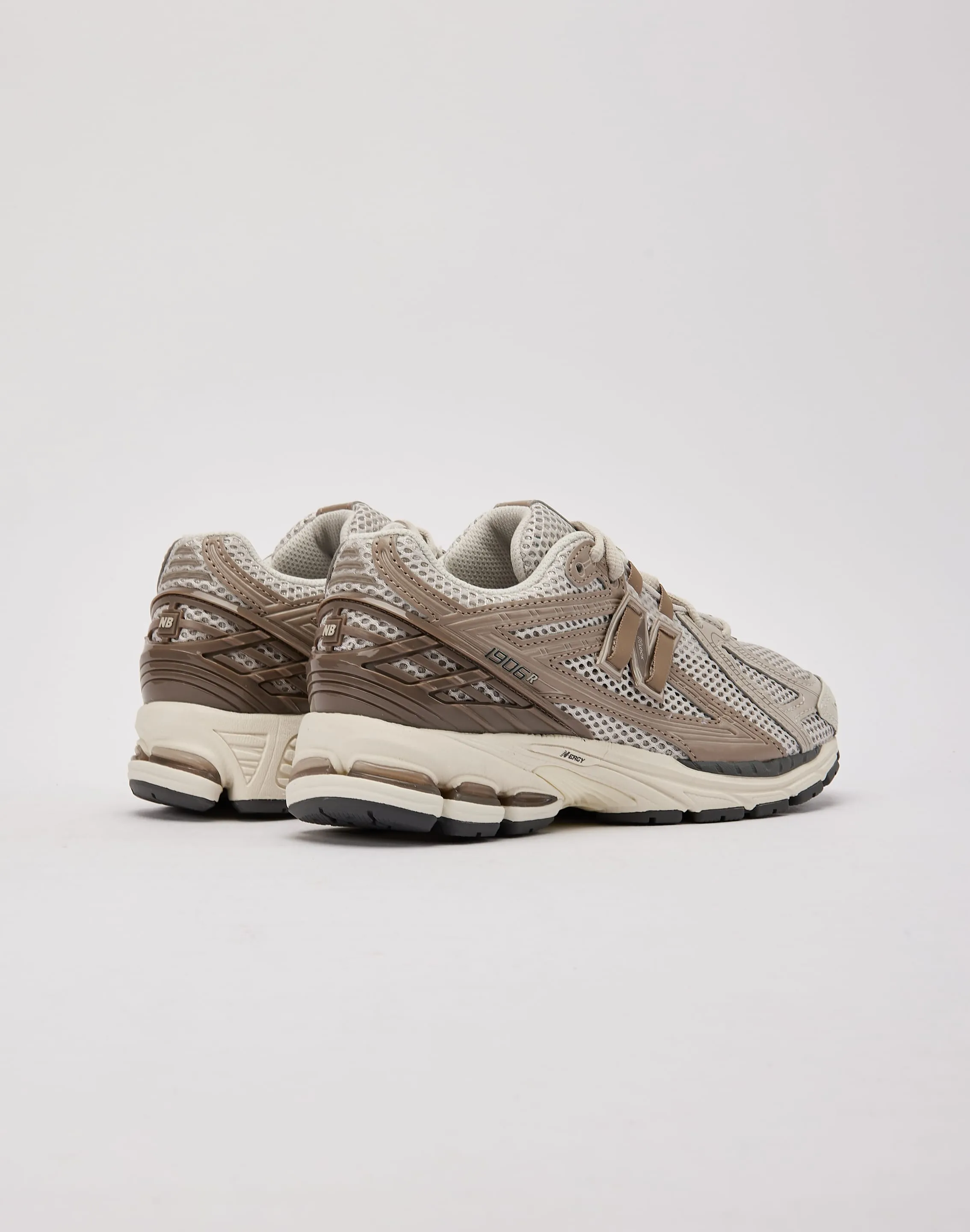 New Balance 1906R Grade-School