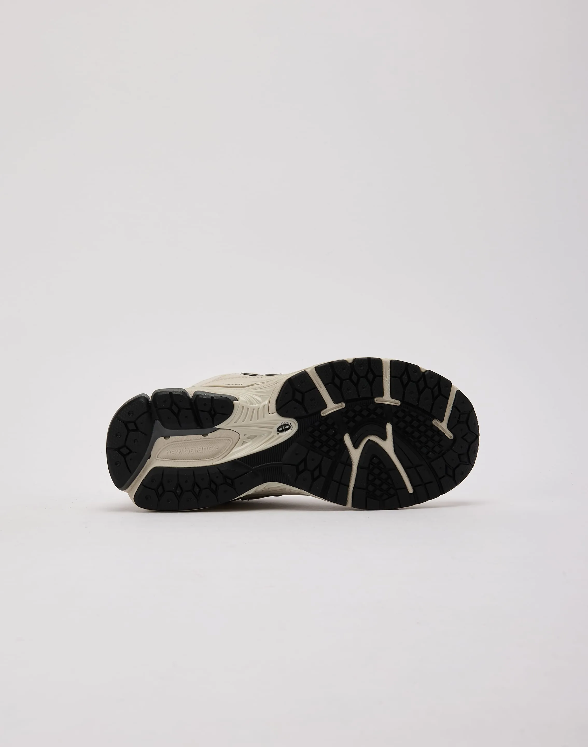 New Balance 2002R Grade-School