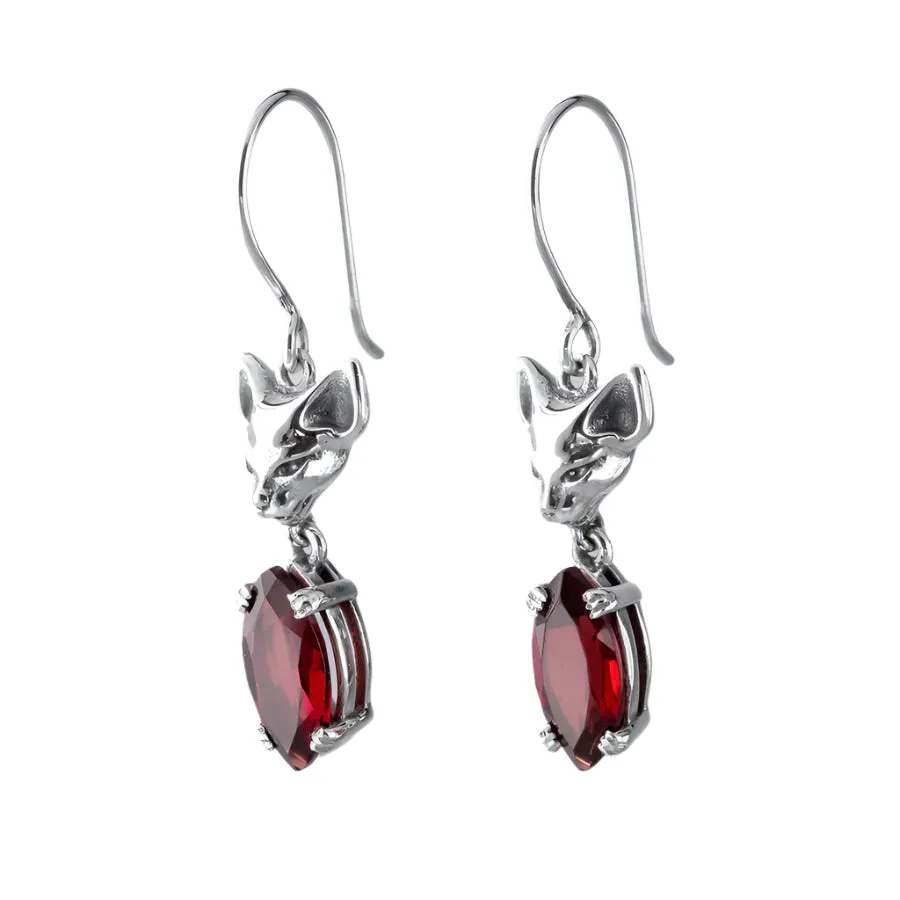 Nick Von K Bijoux Nick Von K - Boucles d'oreilles pendantes en grenat Salem Cat