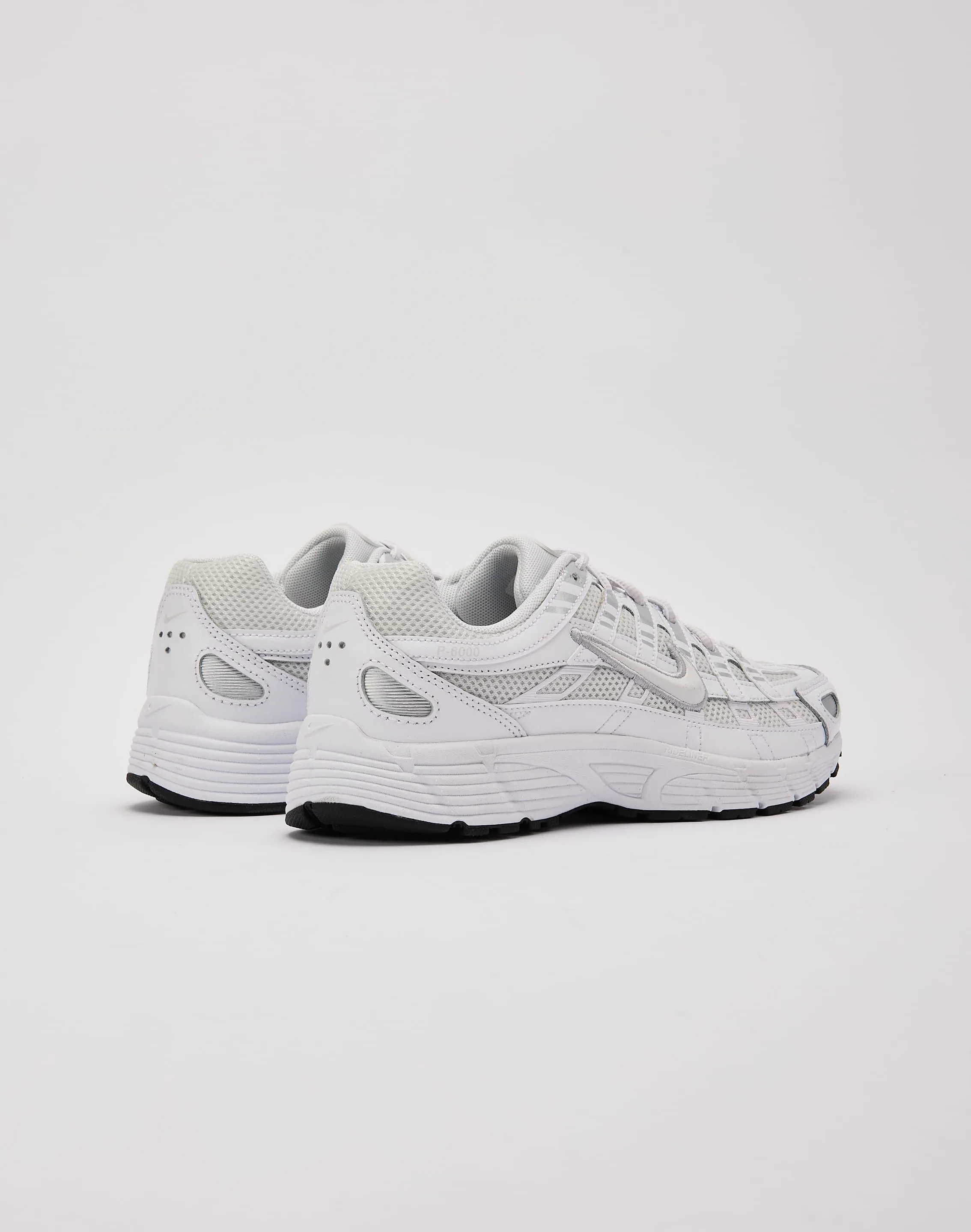 Nike P-6000 Grade-School
