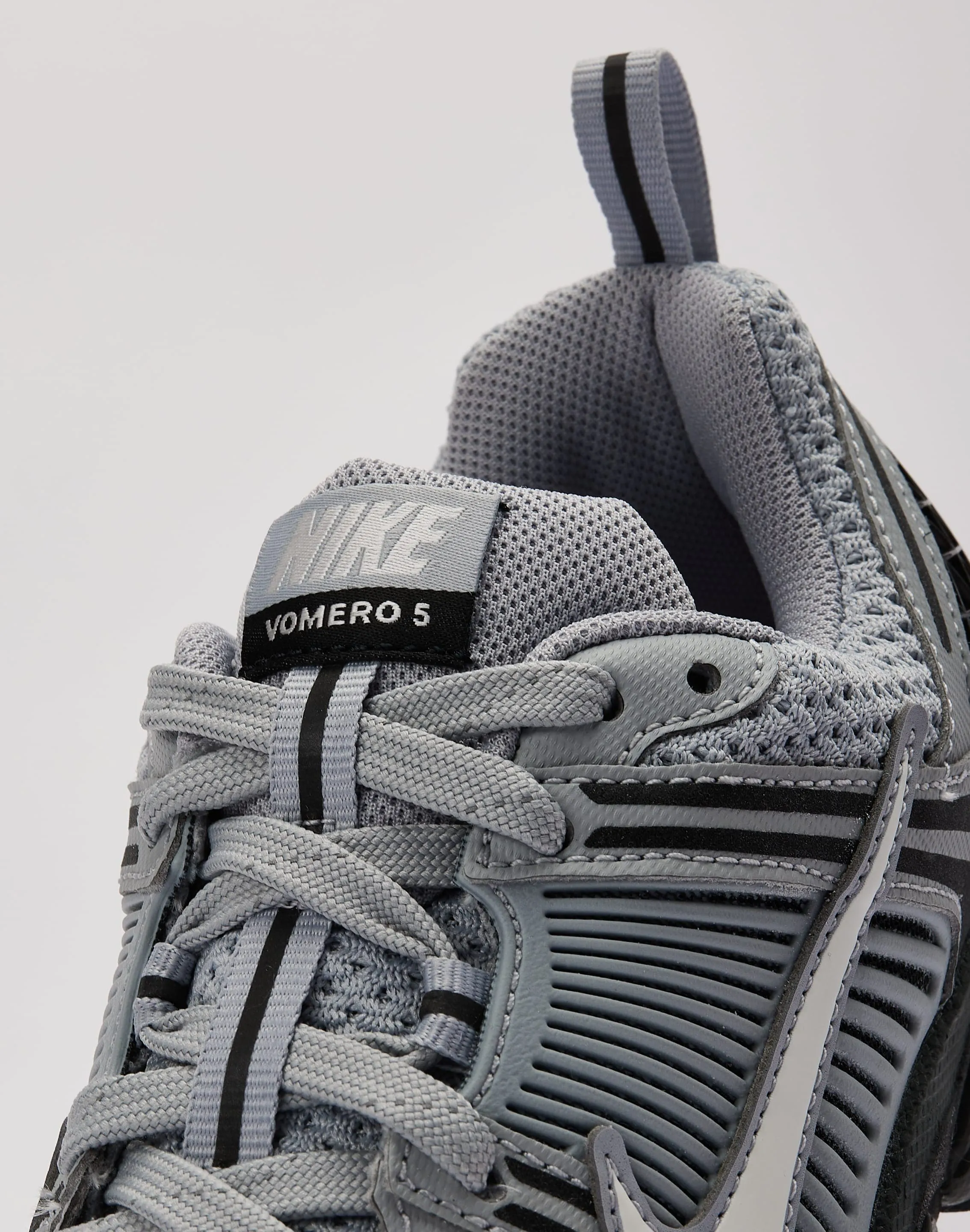 Nike Vomero 5 Grade-School