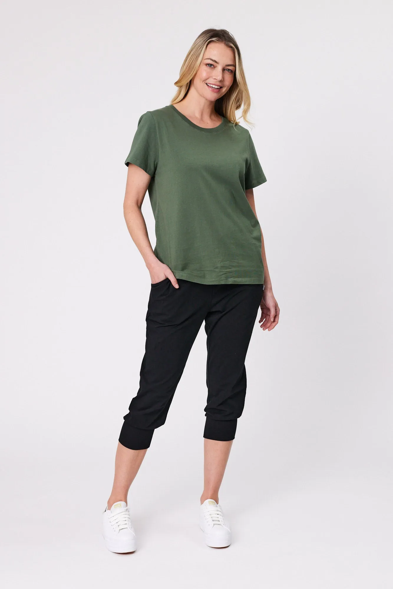 Shine On Essentials Tee Khaki