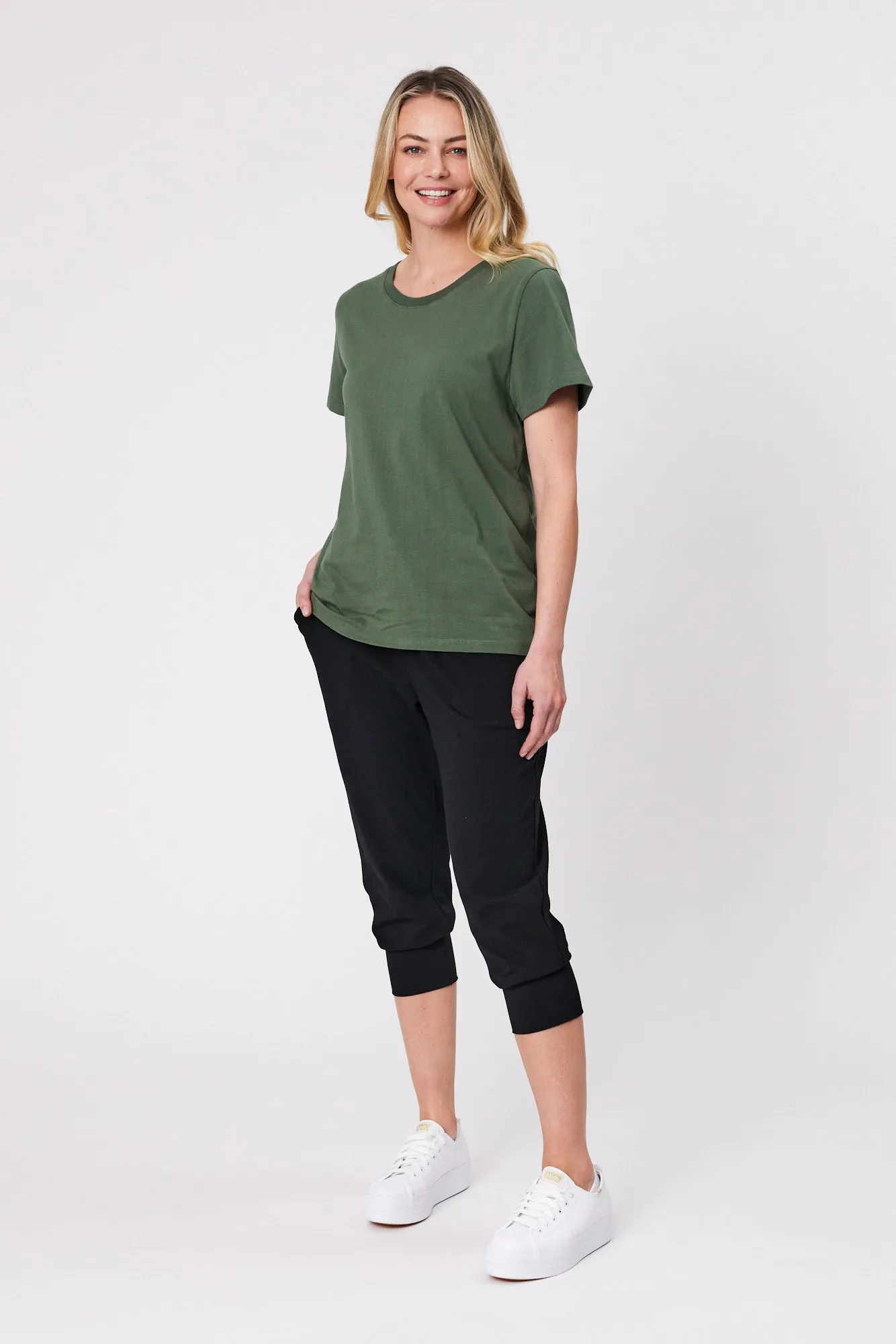 Shine On Essentials Tee Khaki