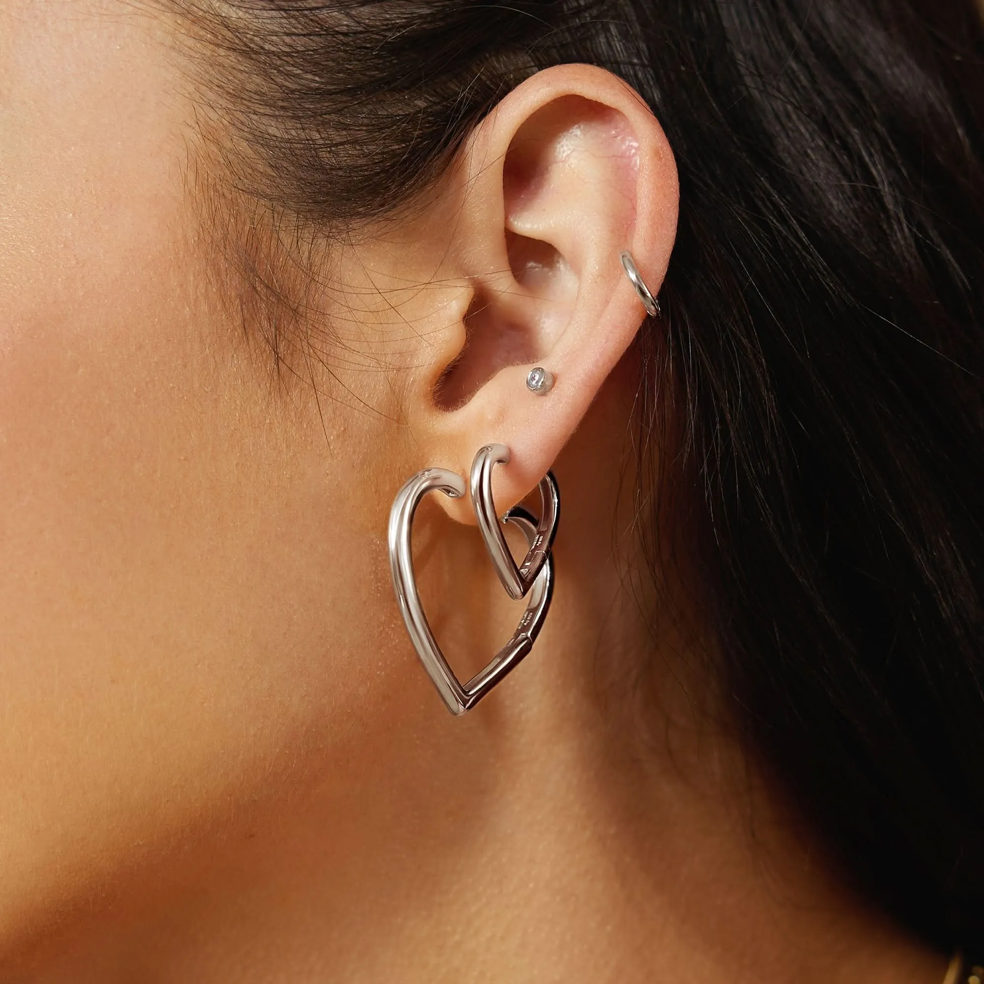 Boucles d'oreilles grands cœurs en argent E064-07H Ania Haie Jewellery