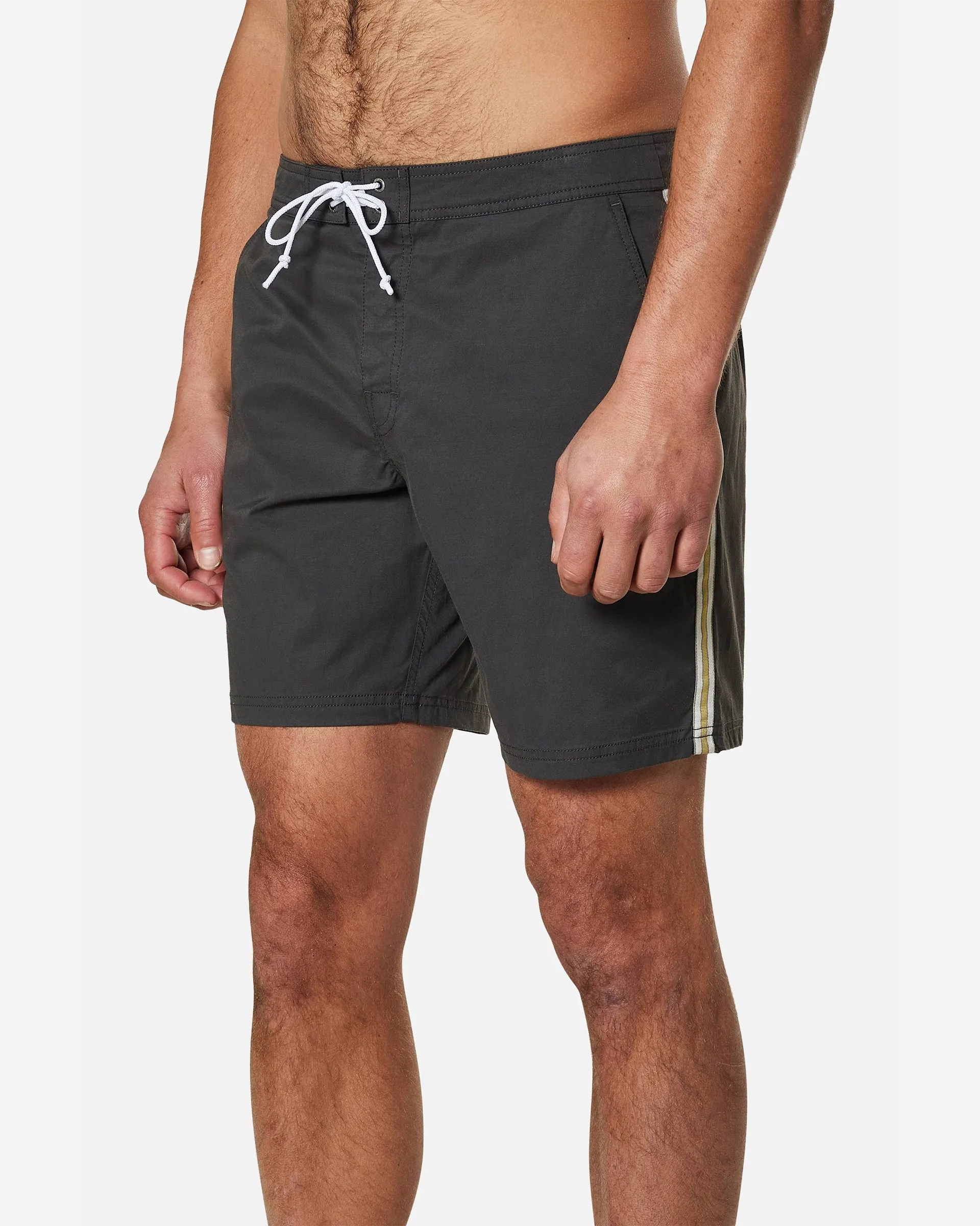 Theo 17" Trunk