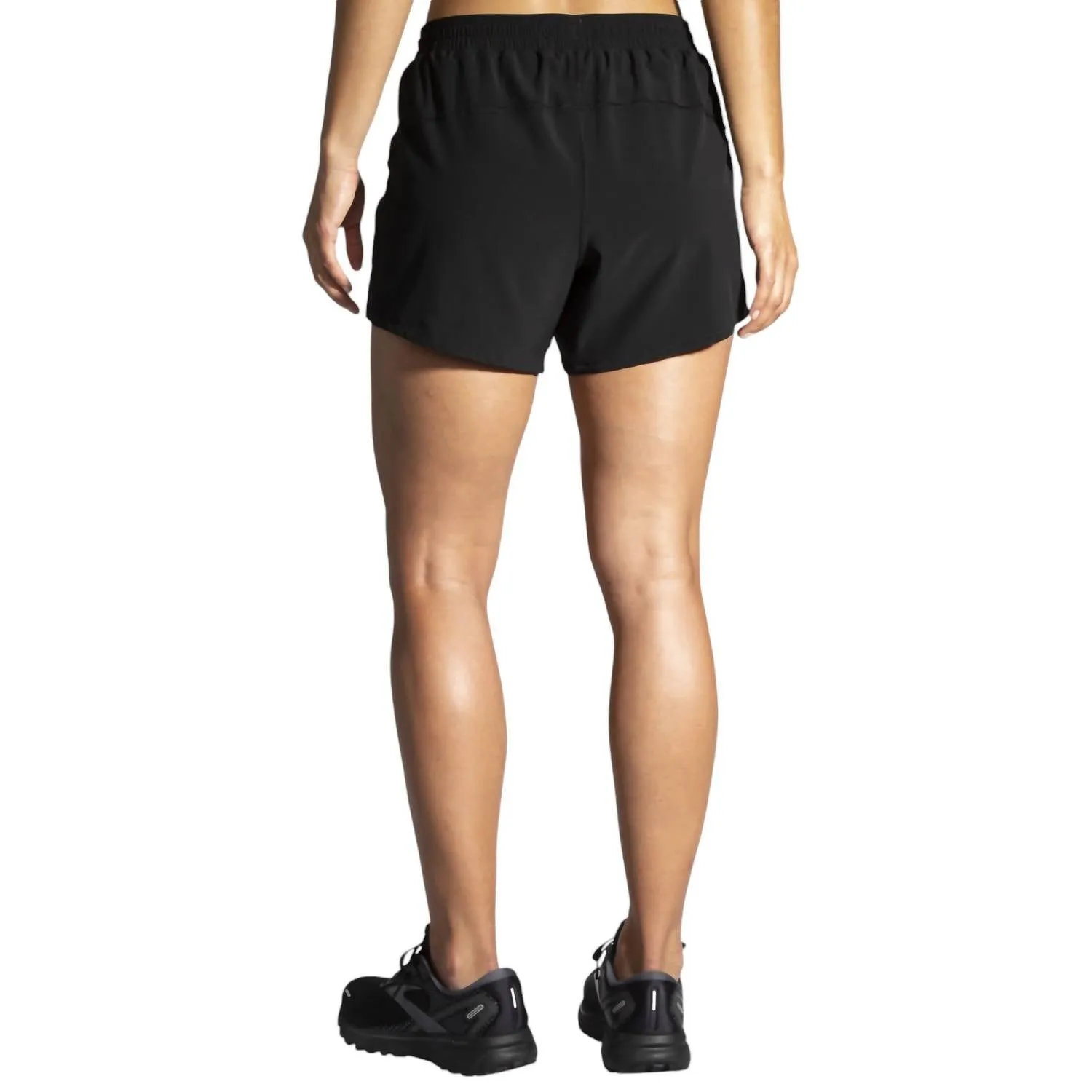 Women's Moment 5" Short In Black